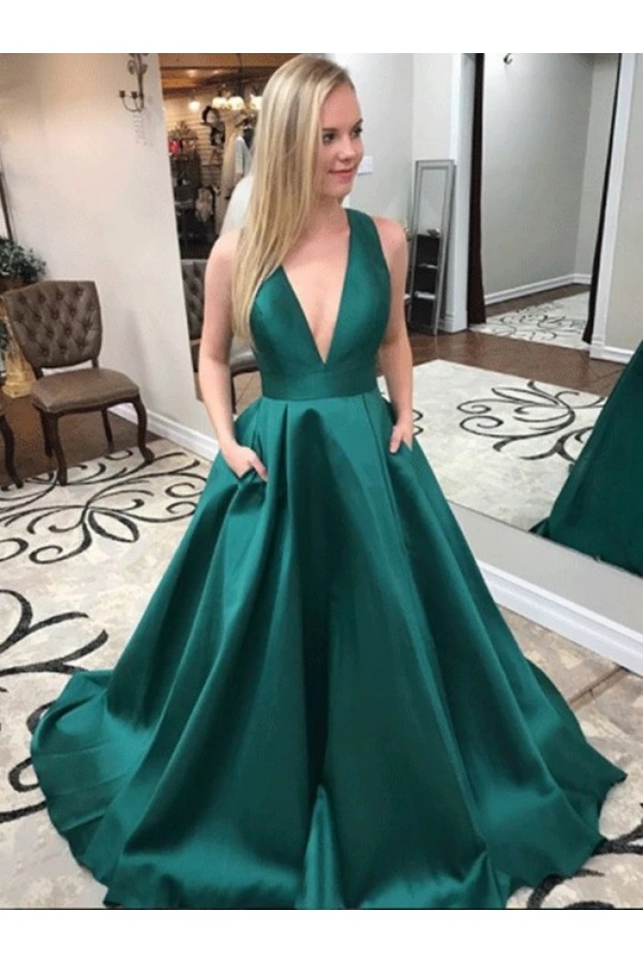 A-Line Long Green V-Neck Prom Dresses Formal Evening Gowns 6011276