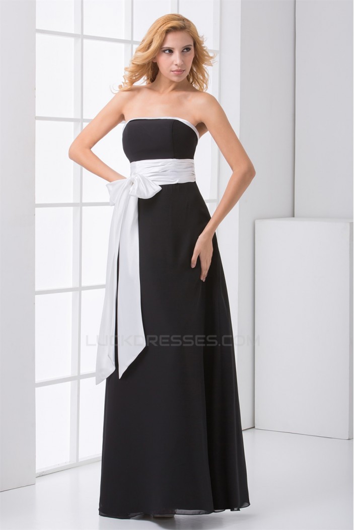 A-Line Strapless Sleeveless Long Black White Chiffon Bridesmaid Dresses 02010147