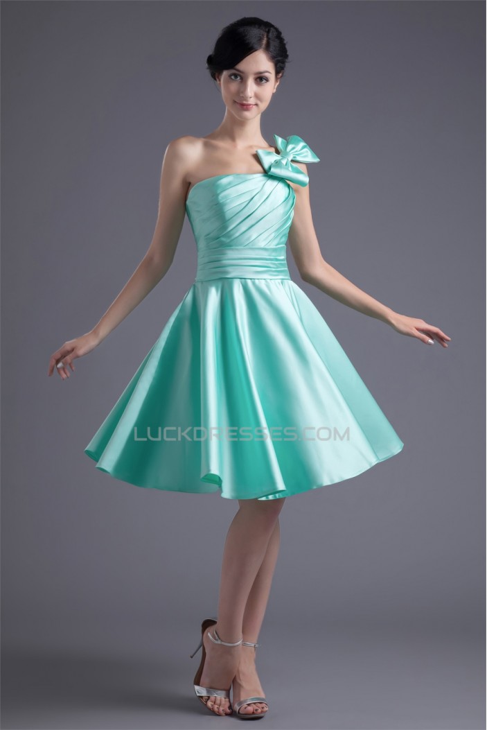 A-Line Knee-Length Bows Sleeveless Satin One-Shoulder Short Bridesmaid Dresses 02010465