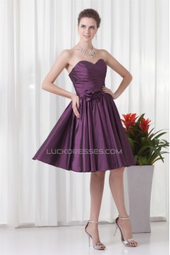 Sleeveless Handmade Flowers A-Line Knee-Length Taffeta Bridesmaid Dresses 02010525