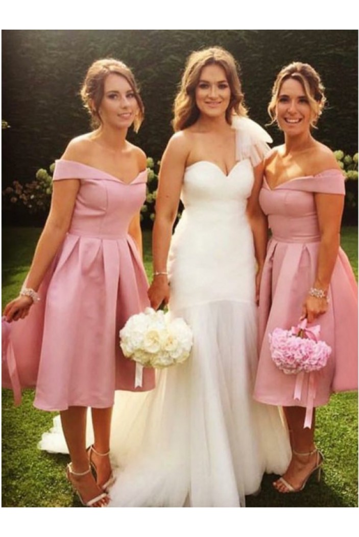 A-Line Short Off-the-Shoulder Bridesmaid Dresses 3010314