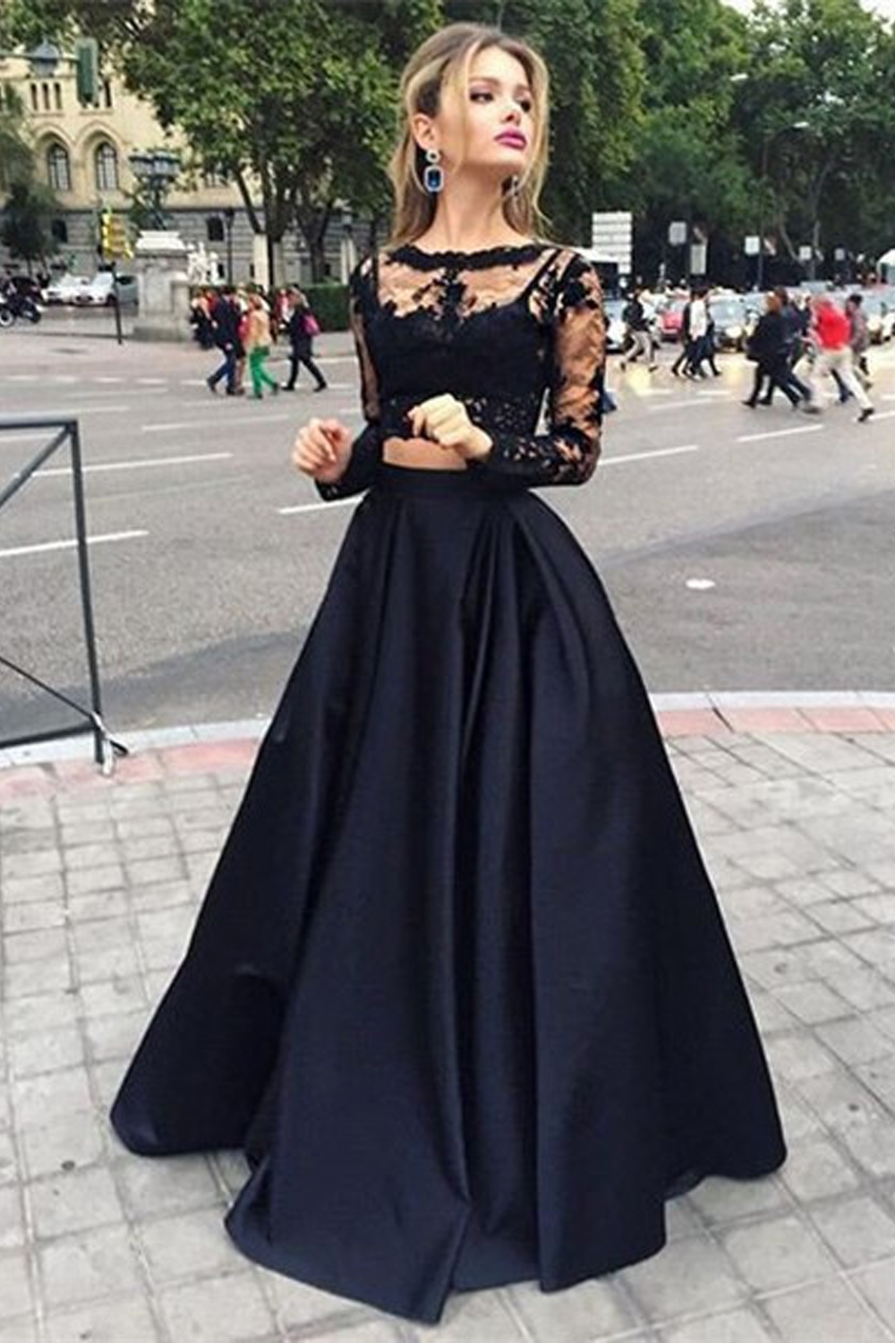 black gowns party wear