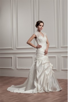 Wonderful A-Line Portrait Sleeveless V-Neck Lace Wedding Dresses 2031057