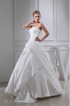 Ball Gown Strapless Floor-Length Lace Wedding Dresses 2030117