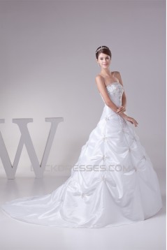 Hot Sale Taffeta A-Line Square Sleeveless Beaded Wedding Dresses 2030182