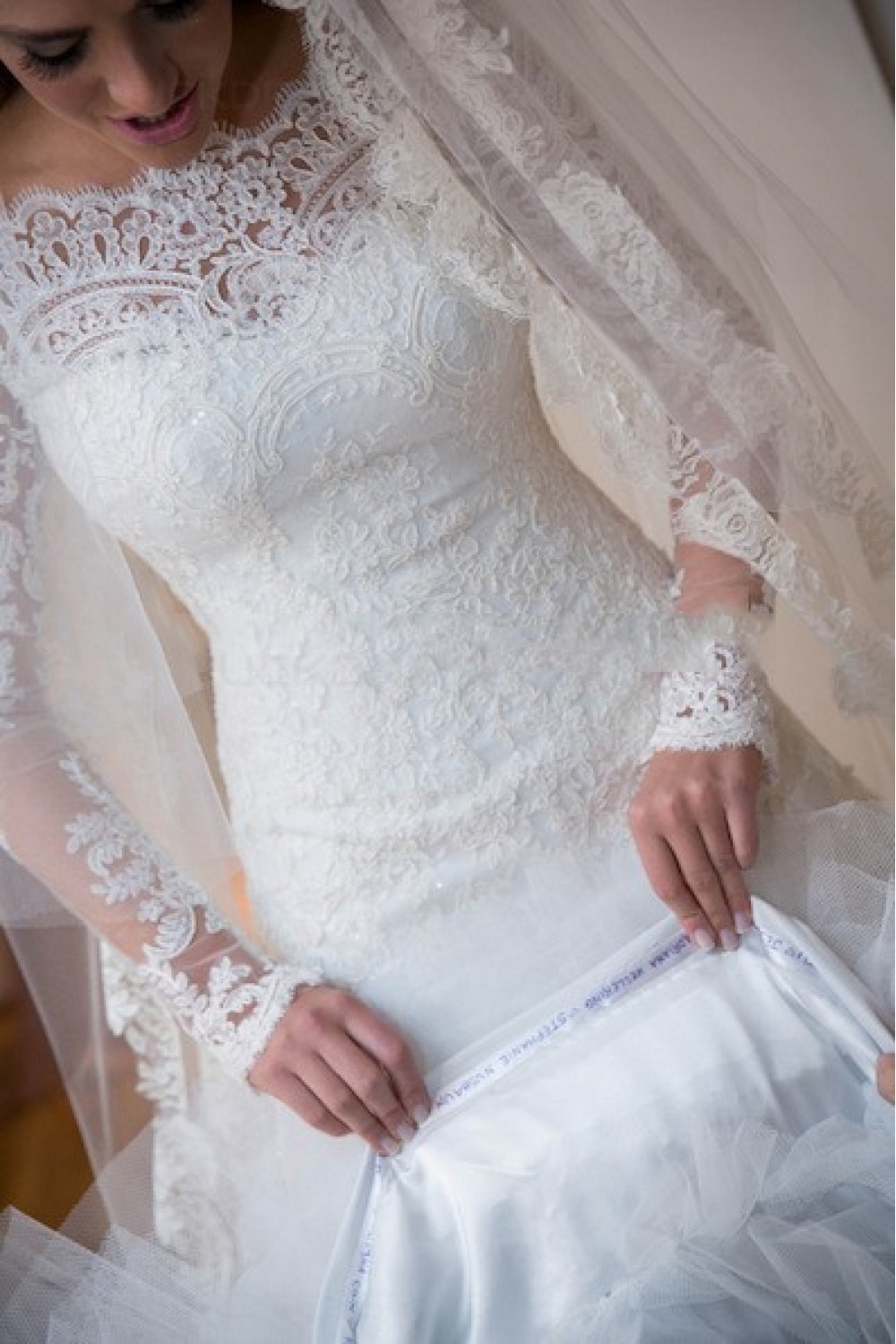 Long Sleeves Off The Shoulder Lace Wedding Dresses Bridal Gowns 3030110