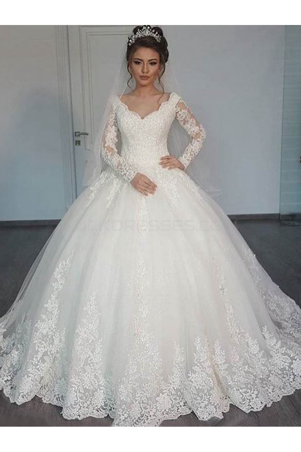 Bridal Ball Gown V Neck Lace Long Sleeves Wedding Dresses Bridal Gowns 3030126